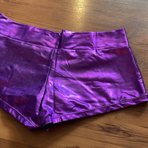Music Legs Purple Metallic Booty Shorts One Size - Picture 5 of 6